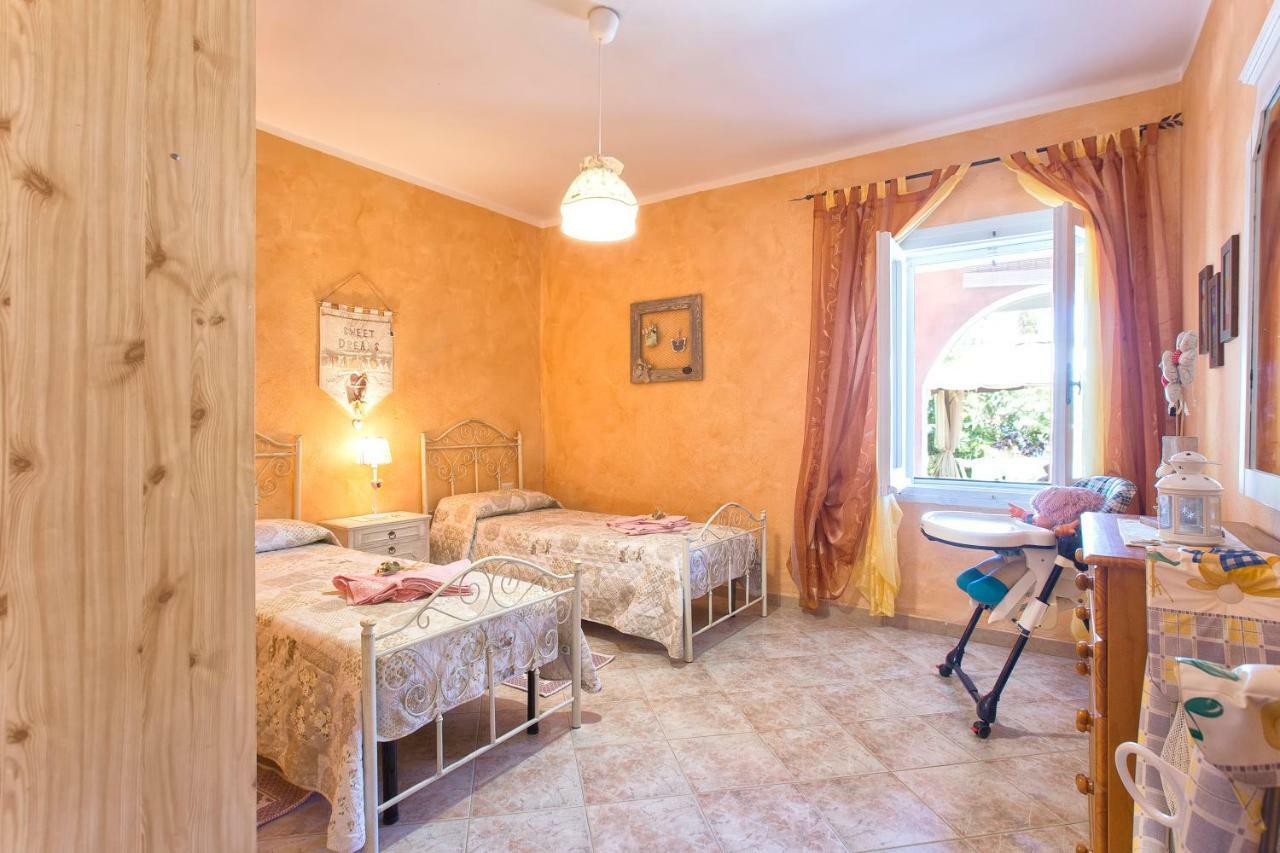 Vila Casa Vacanze La Guzzetta Ranch Canaglia Exteriér fotografie