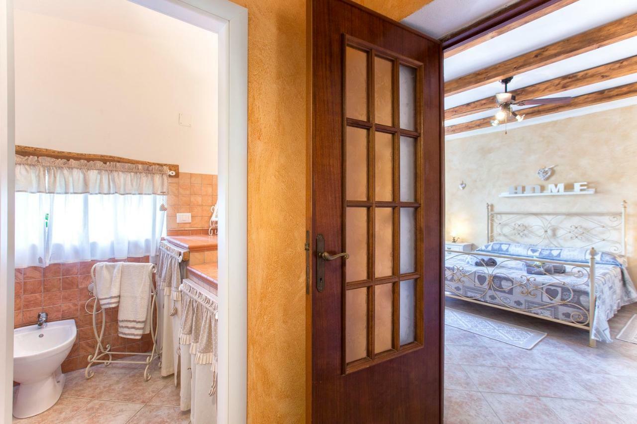 Vila Casa Vacanze La Guzzetta Ranch Canaglia Exteriér fotografie